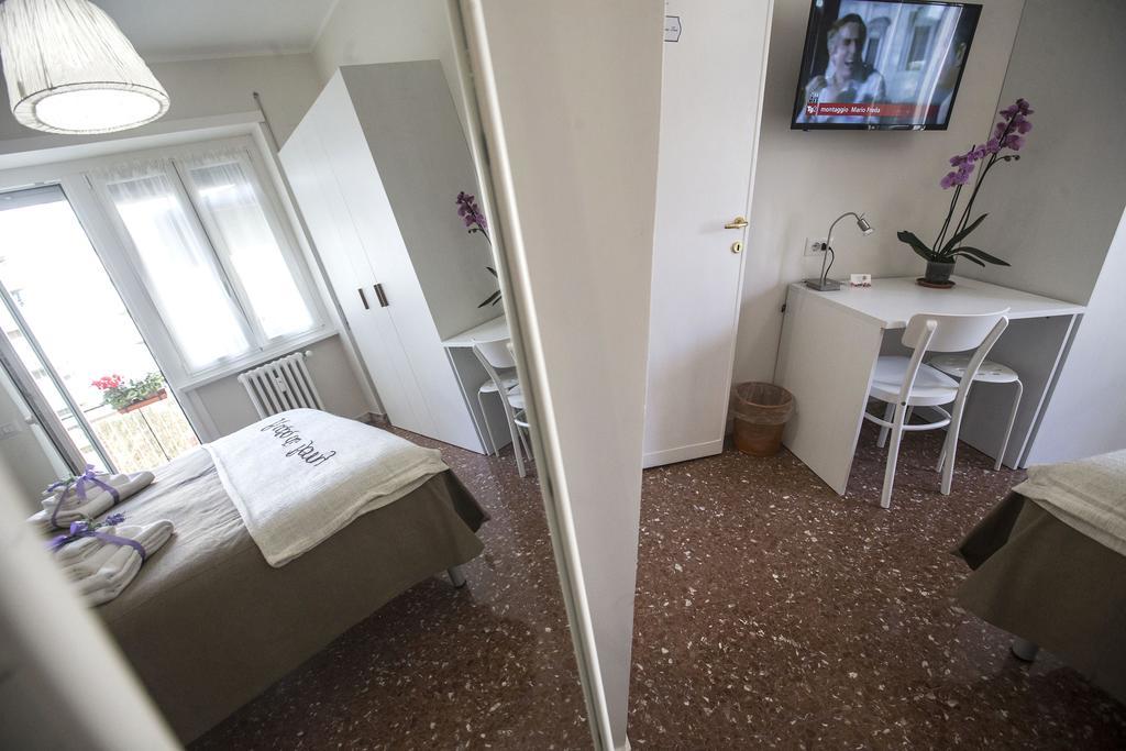 A Casa Di Benny Hotel Rome Exterior photo